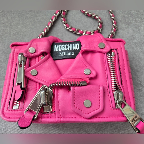 Beautiful Authentic Moschino Motorcycle Hot Pink Crossbody Shoulder Bag - Picture 2 of 10